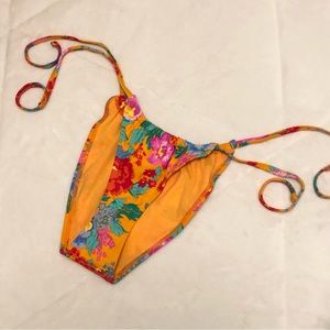 🆕 NWT Tropical Orange Floral Bikini Bottom